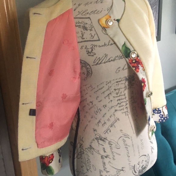 Dolce & Gabana Floral Print Evening Jacket - Picture 5 of 12